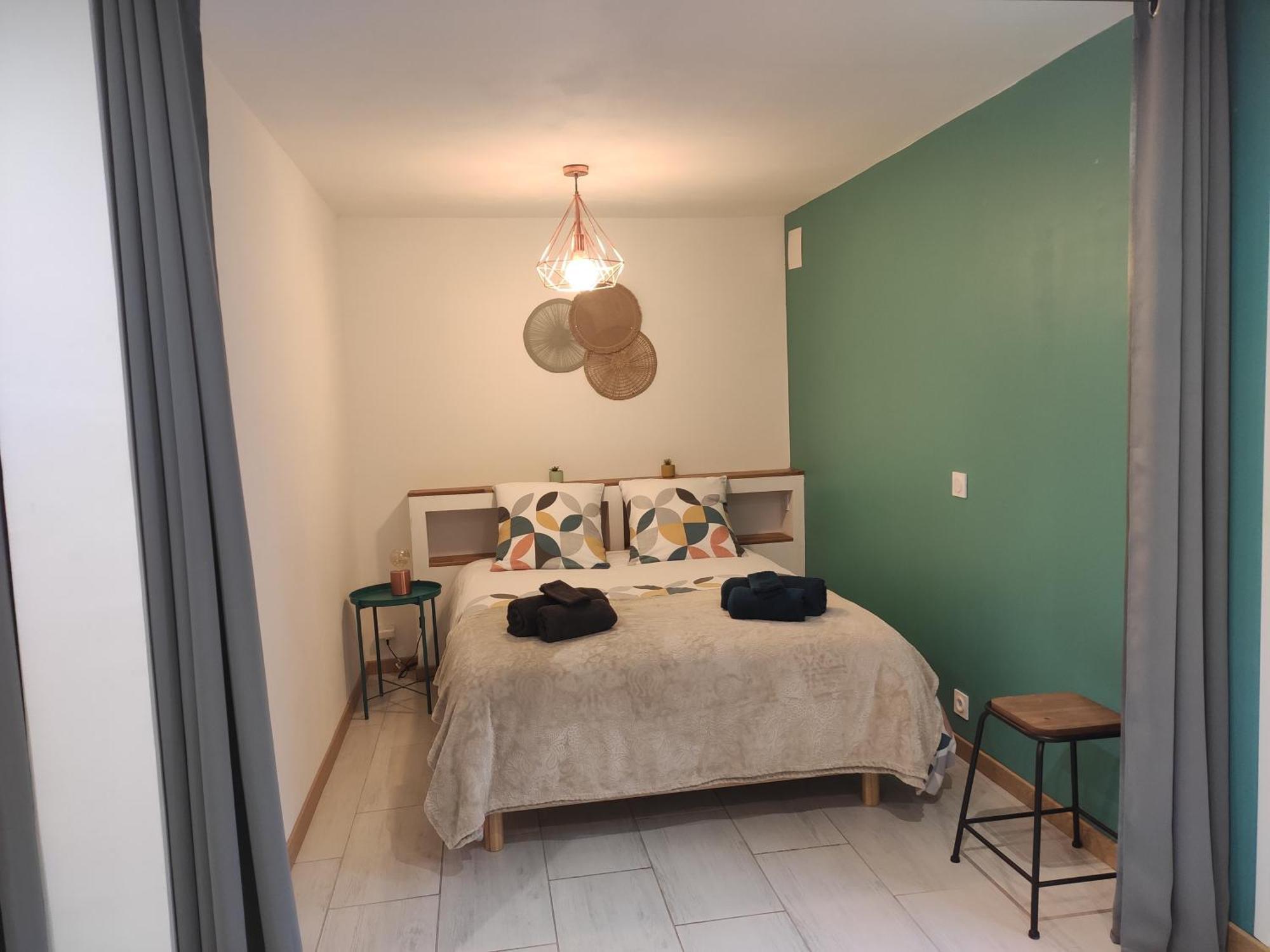 Studio Spacieux Aux Portes De La Camargue ボーヴォワザン エクステリア 写真